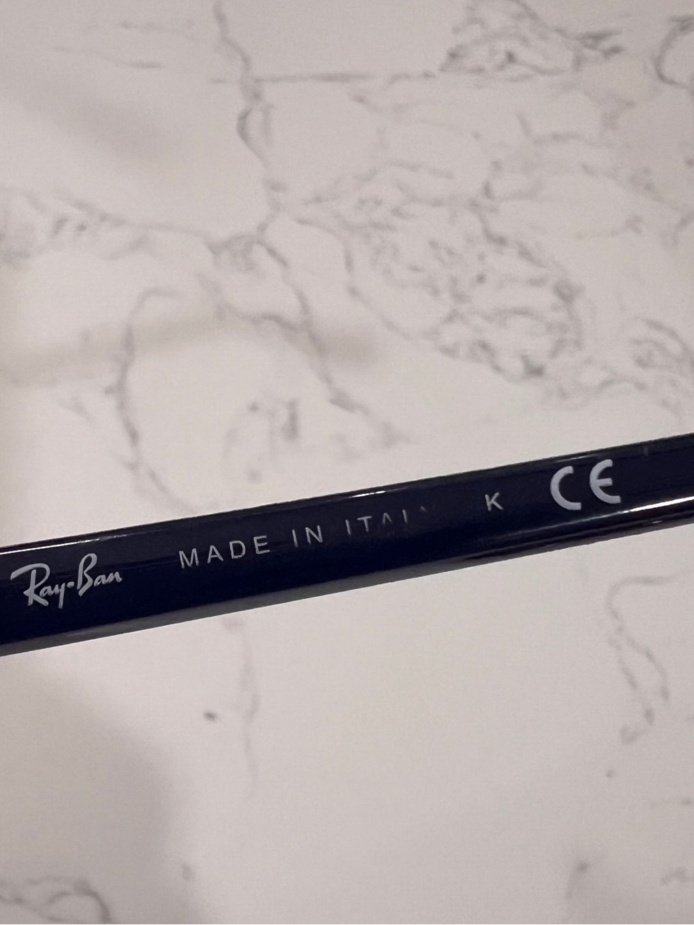 Ray-Ban Navy Blue Pilot Sunglasses with gray Gradient Lenses (case incl.) - Picture 5 of 9